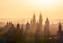 Jakie są cele działań promocyjnych?